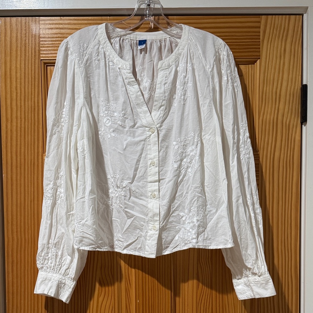 Old Navy White Button-Up Blouse with Embroidery